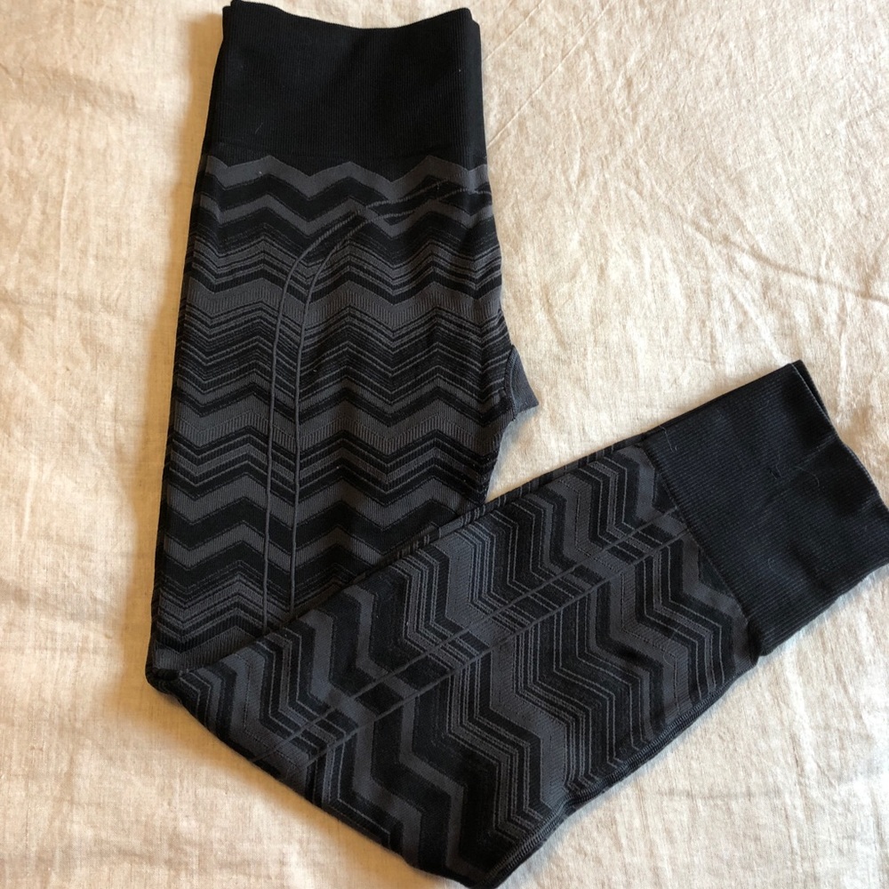 Lululemon Ebb To Street Pant Chevron Print